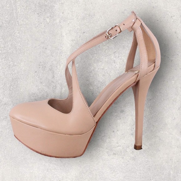MARCIANO Platform Stilletos Crossover Straps in Beige Size 6.5M - Picture 3 of 16
